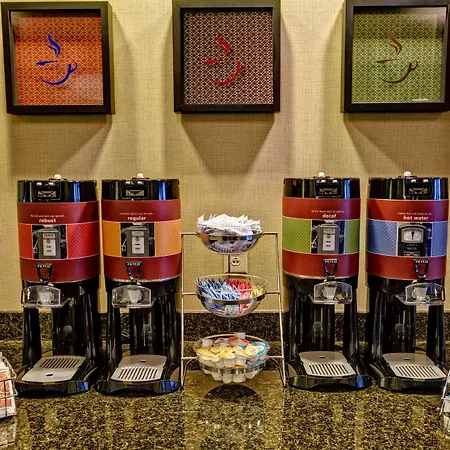 Hampton Inn Clarksdale, Ms-3