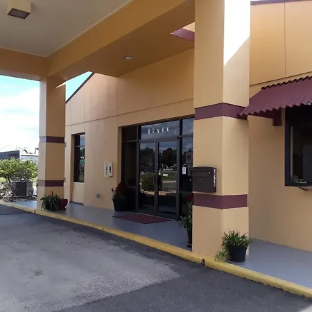 Budget Lodge Mount Dora-3