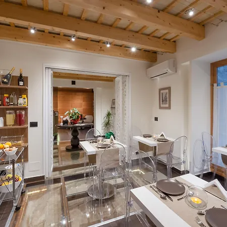 B&B Trapani In-3