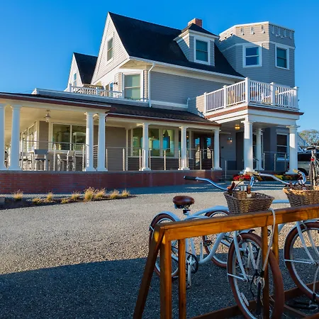 The Shore House-3
