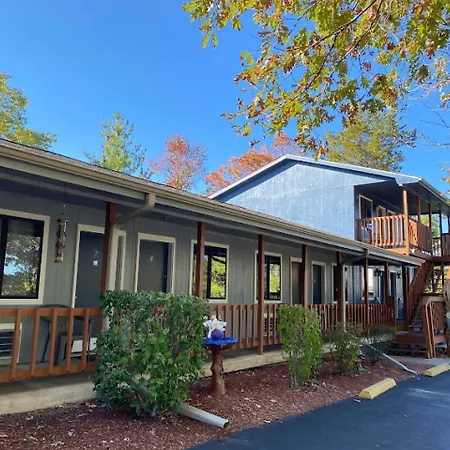 Shady Acre Inn And Suites-3