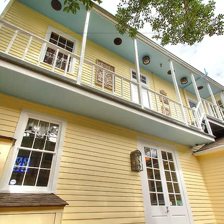R&B Bed And Breakfast - Award Winning (Adults Only)-2