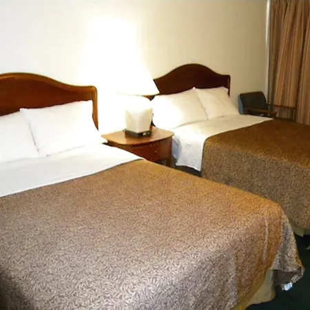 Fairway Inn By The Falls-3