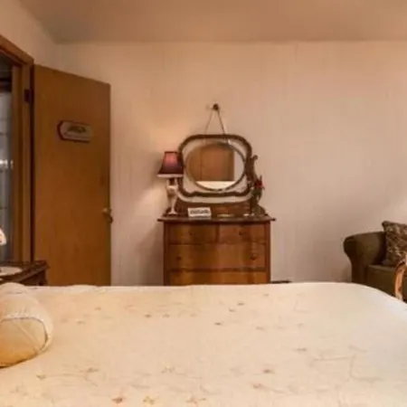 Oak Hill Bed And Breakfast-2