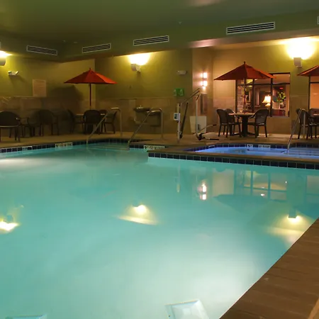 Little Missouri Inn & Suites New Town-3