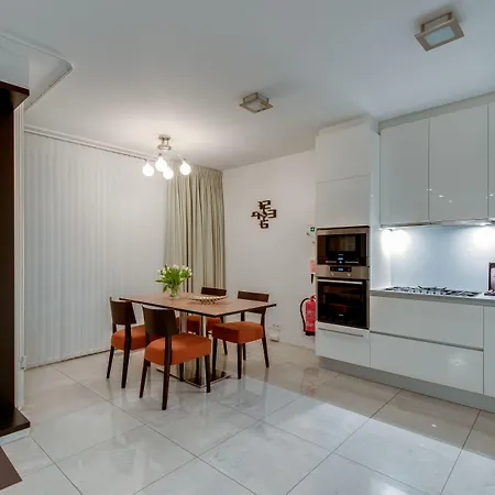 Black Pearl Apartment Hotel-3