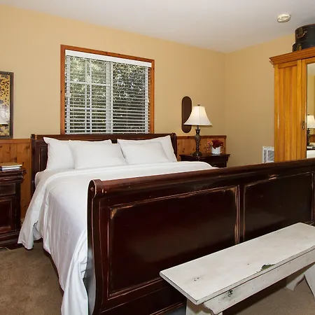 J Patrick Inn-2