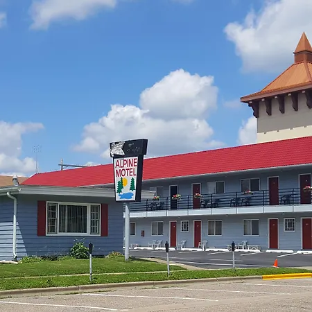 Alpine Motel In Heart Of Wisconsin Dells Downtown.-3