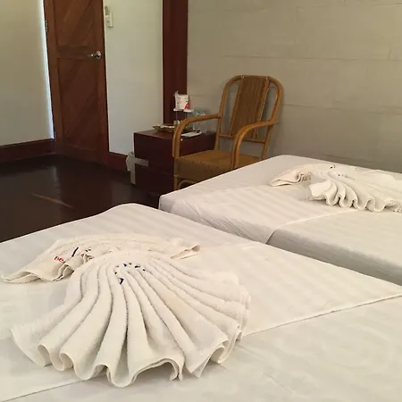 El Nido Beach Hotel-2