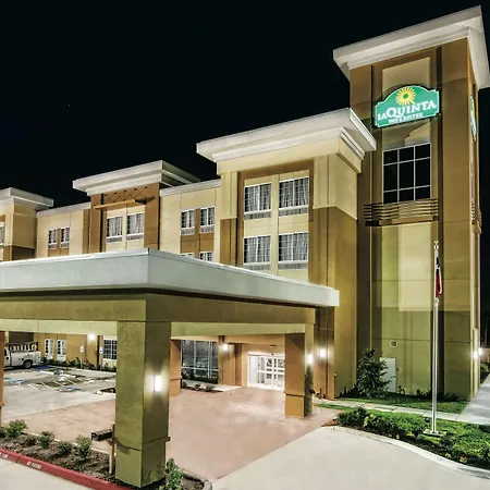 La Quinta By Wyndham Victoria - South-3