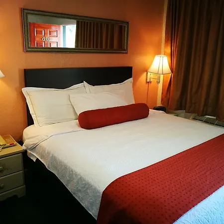 Merida Inn & Suites-2