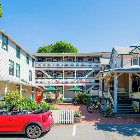 Pequot Hotel-2