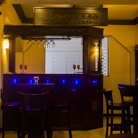 Ceylon City Hotel, Colombo-3