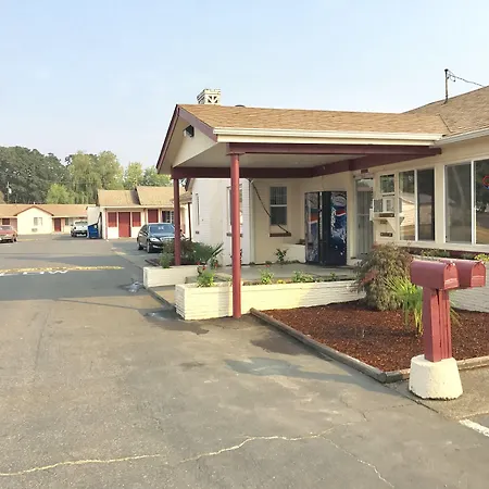 Travelers Inn Motel-2