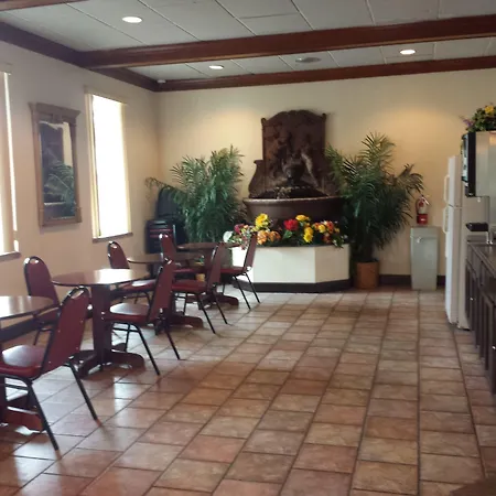 Garden Inn & Suites-2