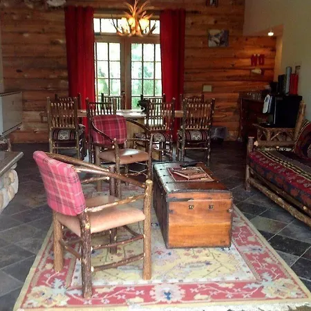 Finger Lakes Lodging-3