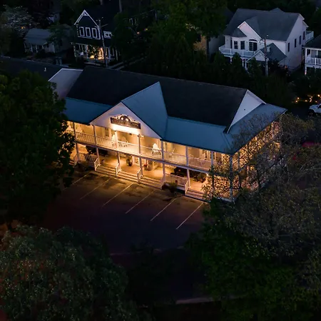 Canalside Inn-2