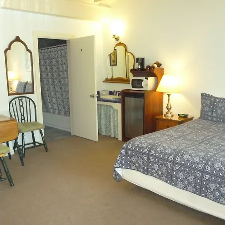 Harbor Inn-3