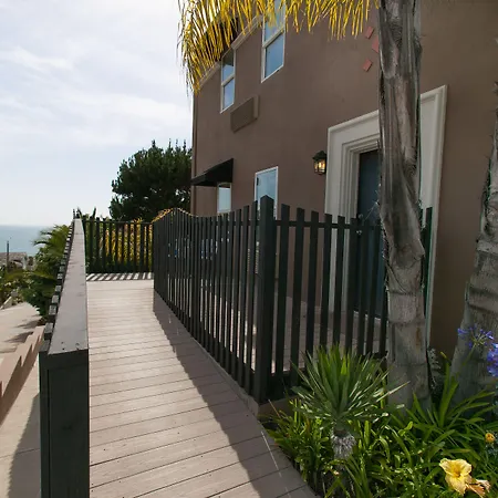 The Sea View Inn At The Beach-3