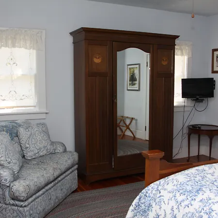 Bear Flag Inn-2