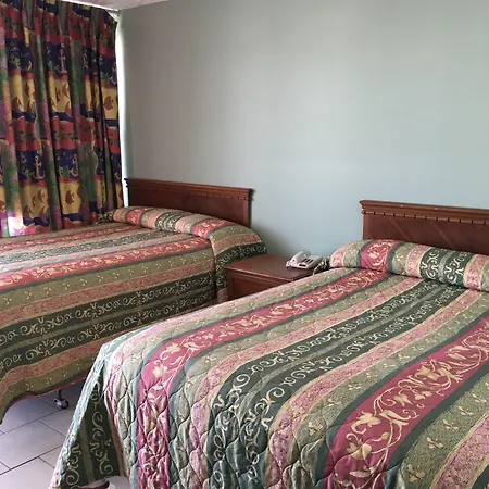 Skylark Resort Motel-3