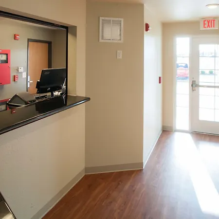 Extended Stay America Select Suites - Kansas City - Stadium-2