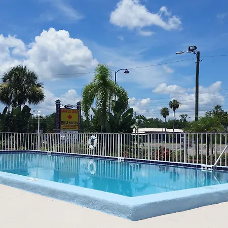 Maple Leaf Inn & Suites-2