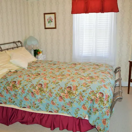Heathwood Inn-3