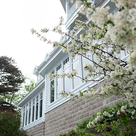 The Geneva Inn-3
