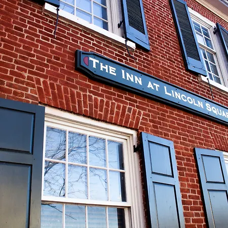 The Inn At Lincoln Square-2