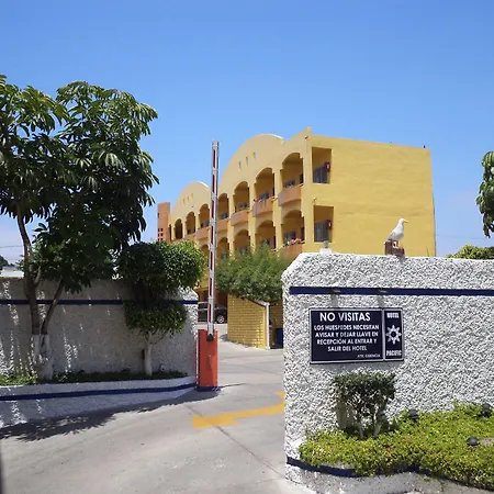 Hotel Pacific-3