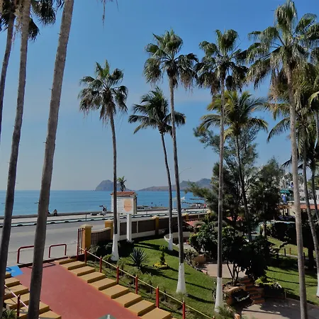 Hotel Las Jacarandas-3