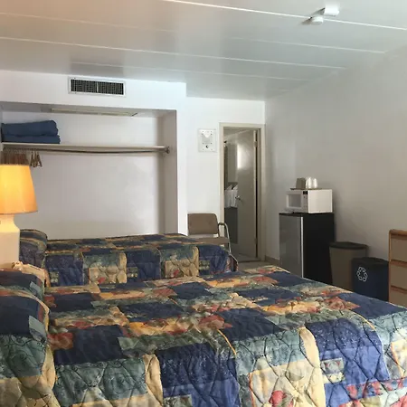 Brittany Motel-3