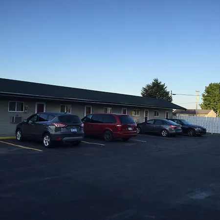 Relax Inn - Saginaw-2