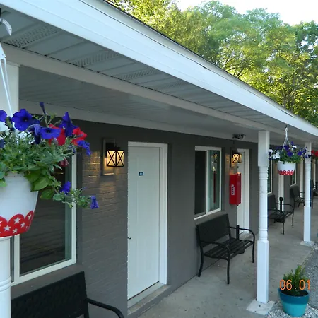 Lake Land Inn-3