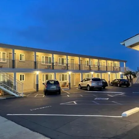 Hi View Inn & Suites-2