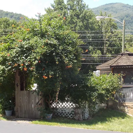 Clarketon Motel - Maggie Valley-2