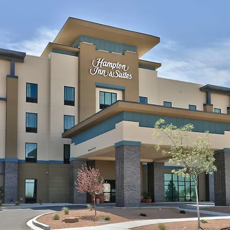 Hampton Inn & Suites Artesia-2
