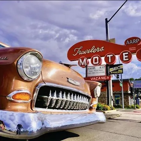 Travelers Motel-2