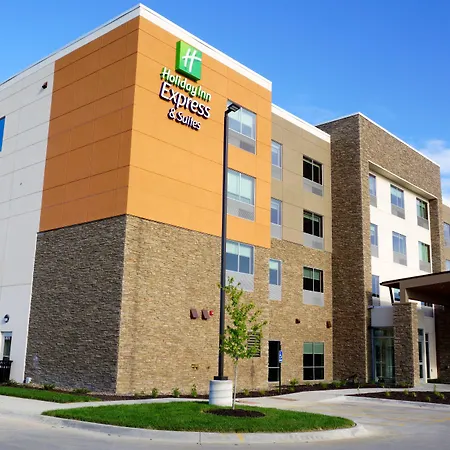 Holiday Inn Express & Suites Omaha - Millard Area By Ihg-2