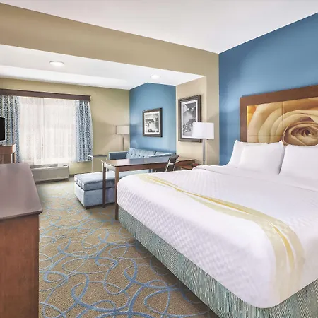 La Quinta By Wyndham Niagara Falls-2