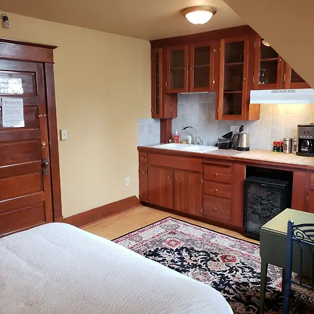 Greenbriar Inn-3