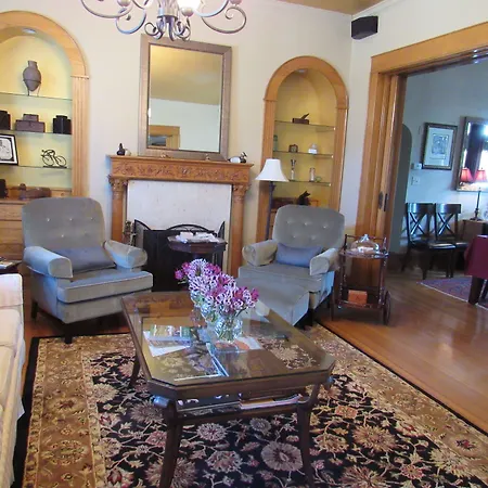 The St. Mary'S Inn, Bed And Breakfast-3