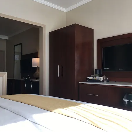 Mainstay Suites Orange County John Wayne Airport-3