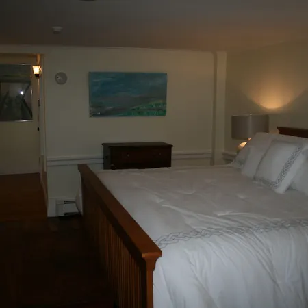 Shea'S Riverside Inn & Motel-3