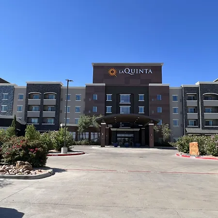 La Quinta Inn & Suites By Wyndham Lubbock Southwest-3