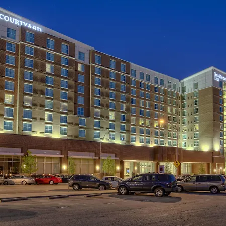 Courtyard By Marriott Kansas City Downtown/Convention Center-3