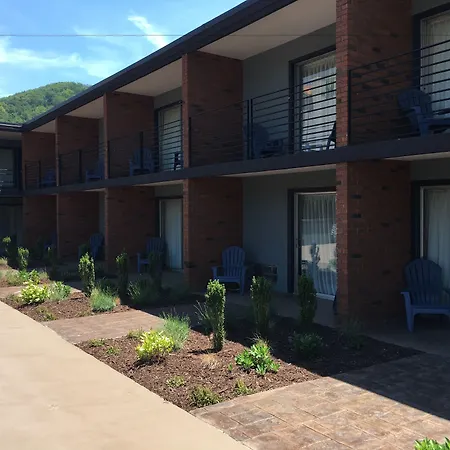 The Beaucatcher, A Boutique Motel-3