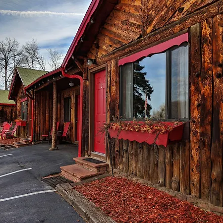 Foot Of The Mountain Motel-3