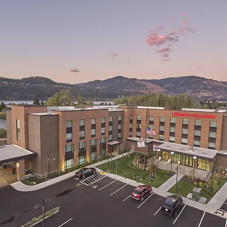 Hampton Inn & Suites Hood River-2